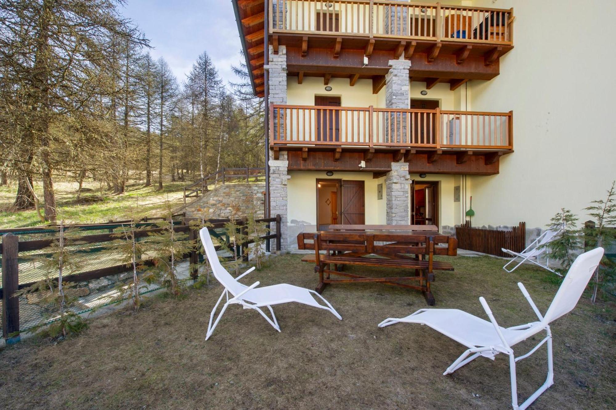 Gioiello Col De Joux Villa Saint-Vincent Exterior photo
